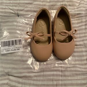 Classic Nude Kids Ballet Flats size 5m (baby/toddler)